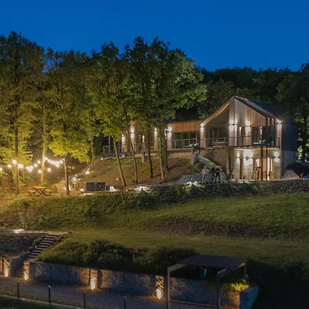 Dog Hill Apartman